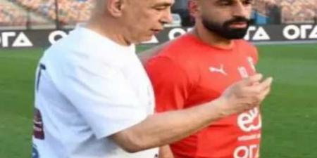 حسام حسن يعفي محمد صلاح من معسكر نوفمبر استعدادا لأمم إفريقيا