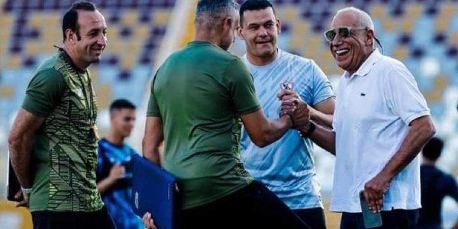 خلاف حاد بين أعضاء مجلس الزمالك في اجتماع الأمس بسبب ثلاثي الفريق