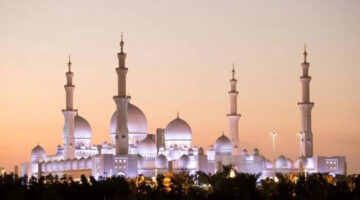 “رسميًا” موعد صلاة عيد الأضحى 2024 في الإمارات في جميع المحافظات وعدد أيام الإجازة 