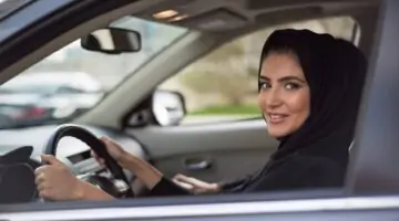 الشروط والمستندات المطلوبة لاستخراج رخصة قيادة للزوجة في الكويت 2024