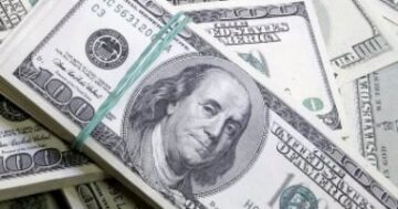 سعر الدولار يستقر عند 50.67 جنيه للبيع أمام الجنيه المصري في 10 مايو 2025