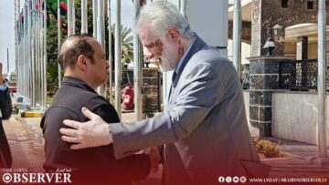 وفد أمني سعودي يصل مطار ميتيقة استعدادًا لاستئناف الرحلات الجوية إلى ليبيا