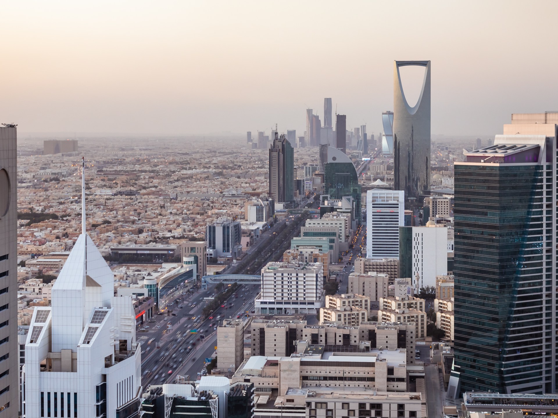 السعودية تحدث ثورة اقتصادية: السماح للأجانب بتملك العقارات